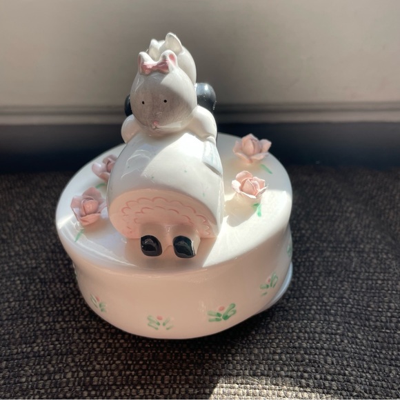 Michel & Co Other - Vintage Michel & Co. Music Box “My Favorite Things”
